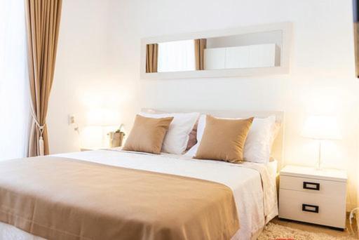 Camelia Luxury *